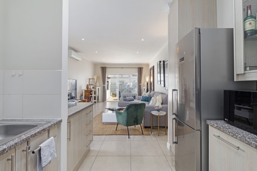 2 Bedroom Property for Sale in Sunningdale Western Cape